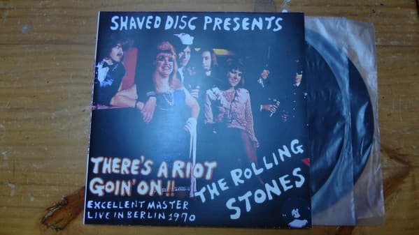 The Rolling Stones — There's A Riot Goin' On!!