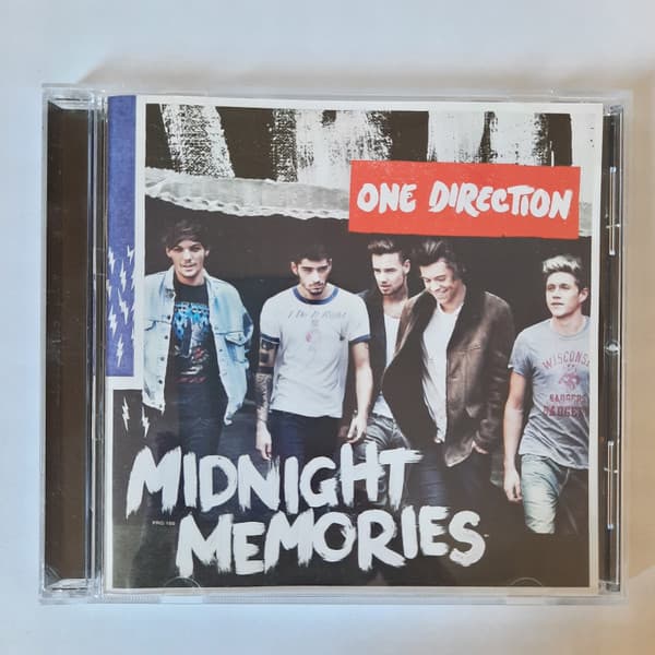 One Direction — Midnight Memories