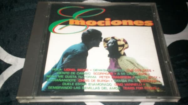 Various — Emociones