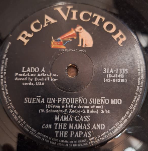 The Mamas & The Papas & Mama Cass — Sueña Un Pequeño Sueño Mio = Dream A Little Dream Of Me