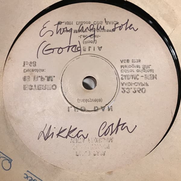 Nikka Costa — Estoy Sola Aqui = (Out Here) On My Own / Ligada A Los Blues = Chained To Be Blues