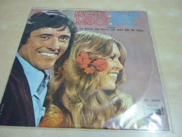 Brigitte Bardot & Sacha Distel — Tu Eres Un Rayo de Sol