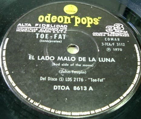 Toe-Fat — Bad Side Of The Moon = El Lado Malo De La Luna