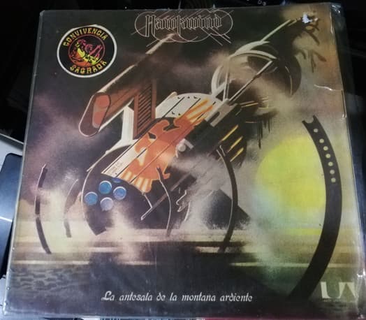 Hawkwind — La Antesala De La Montaña Ardiente