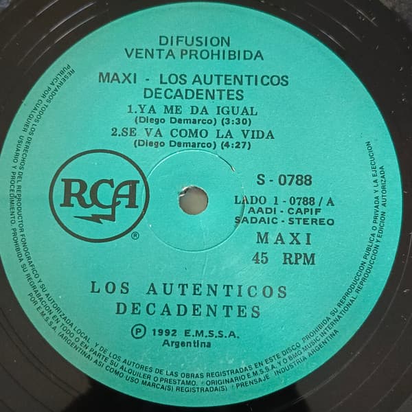 Los Auténticos Decadentes — Ya Me Da Igual / Se Va Como La Vida / La Pizza Con Faina / Amor Dorado