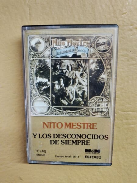 Nito Mestre Y Los Desconocidos De Siempre — Nito Mestre Y Los Desconocidos De Siempre