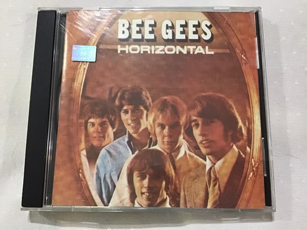 Bee Gees — Horizontal
