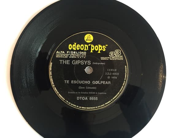 The Gipsys — Te Escucho Golpear