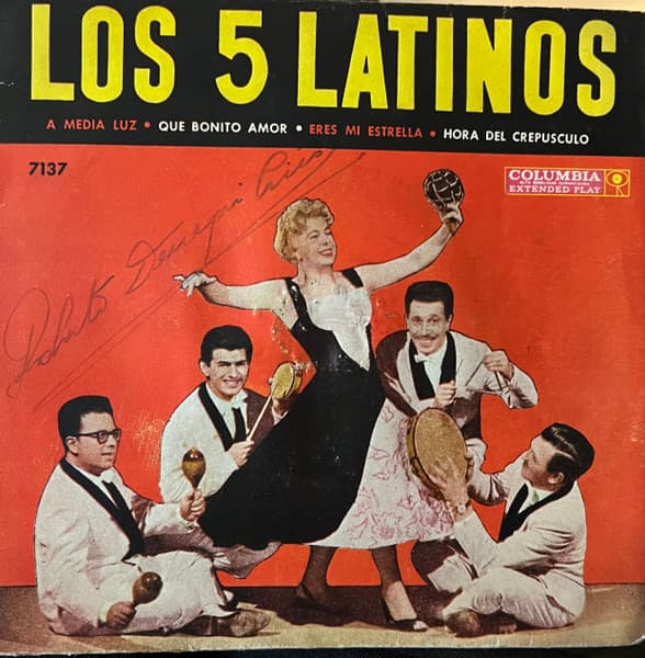 Los 5 Latinos — A Media Luz