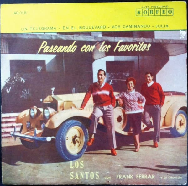 Los Santos & Frank Ferrar Y Su Orquesta — Paseando Con Los Favoritos