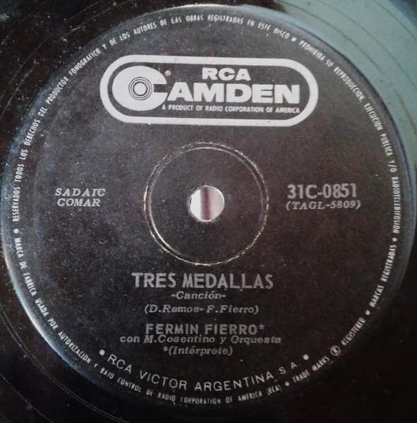 Fermín Fierro — Tres Medallas / Me Dijo Si