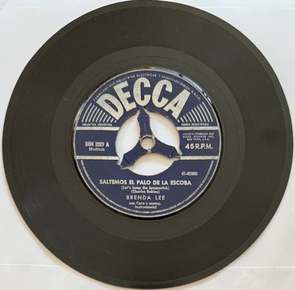 Brenda Lee — Saltemos El Palo De La escoba = Let's Jump The Broomstick / Alguno De Estos Dias = Some of These Days