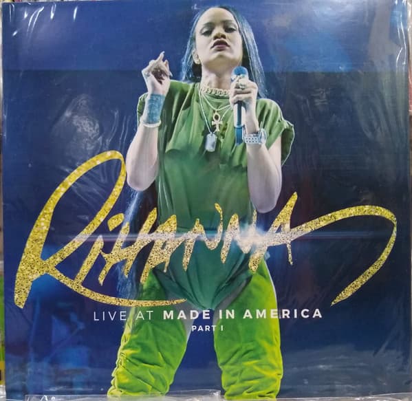 Rihanna — Live At Made In America Part 1