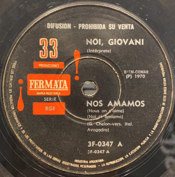 Noi, Giovani & Sunday — Nos Amamos / Voy A Casarme