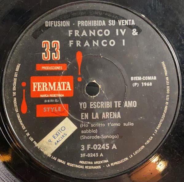 Franco IV E Franco I — Yo Escribi Te Amo En La Arena