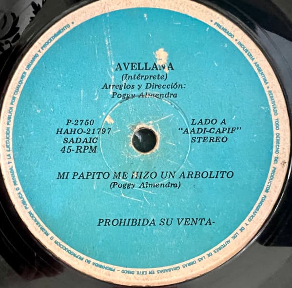 Avellana — Mi Papito Me Hizo Un Arbolito