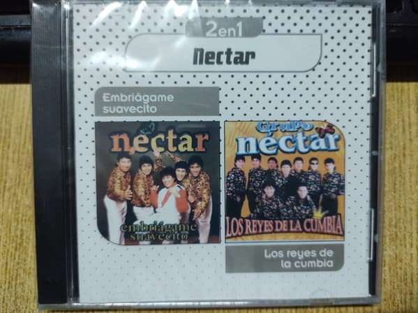 Grupo Nectar — Embriagame Suvecito/ Los Reyes De La Cumbia