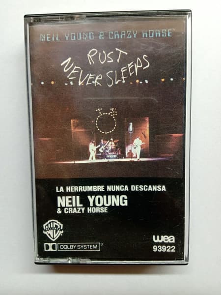 Neil Young & Crazy Horse — La Herrumbre Nunca Descansa