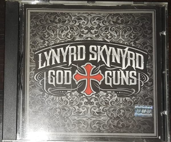 Lynyrd Skynyrd — God & Guns