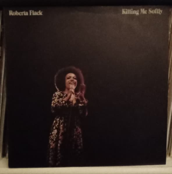 Roberta Flack — Matandome Suavemente = Killing Me Softly