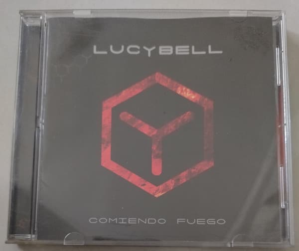 Lucybell — Comiendo Fuego