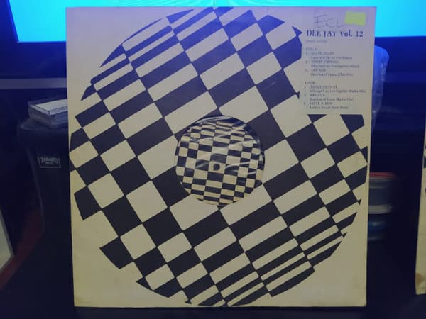 Various — Dee-Jay Vol.12