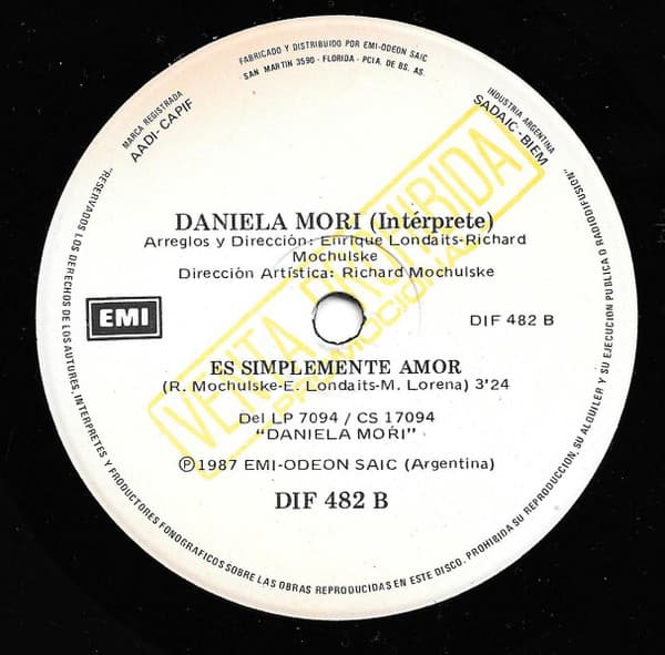 Daniela Mori — Es Simplemente Amor