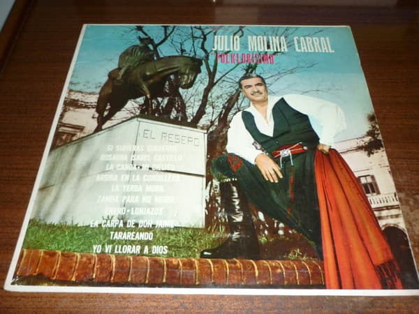 Julio Molina Cabral — Folklorisimo