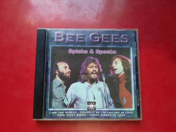 Bee Gees — Spicks & Specks