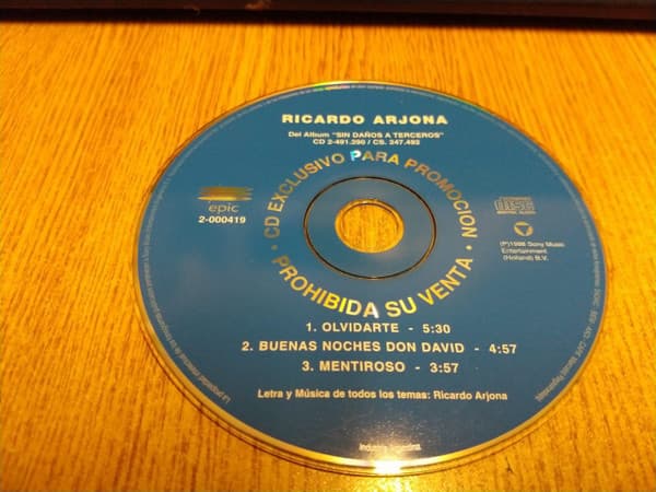 Ricardo Arjona — Olvidarte / Buenas Noches Don David / Mentiroso