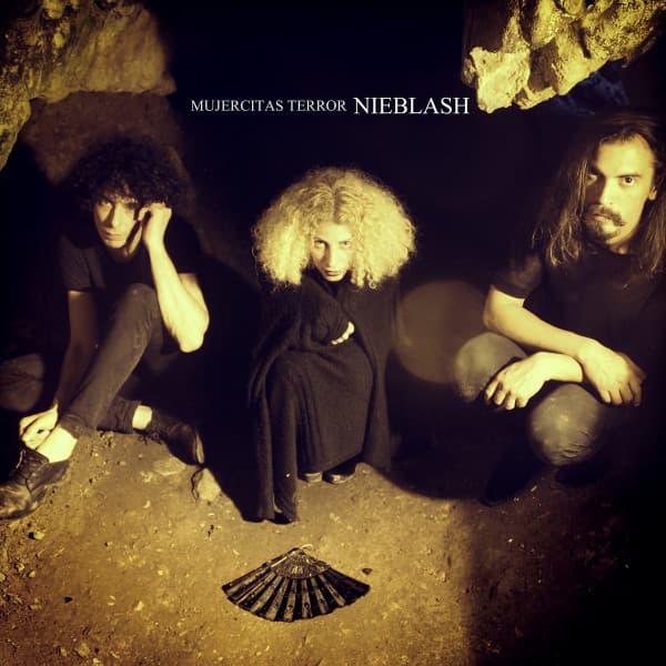 Mujercitas Terror — Nieblash