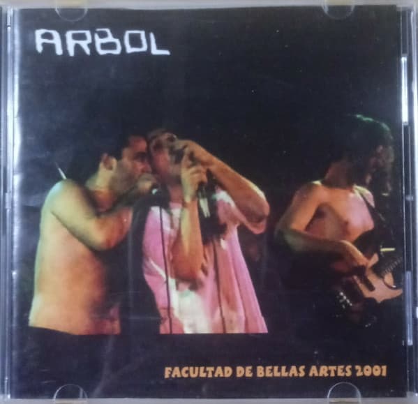 Árbol — Facultad de Bellas Artes 2001