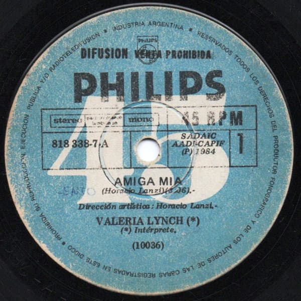 Valeria Lynch — Amiga Mia / El Sol Nos Mira Una Vez Mas