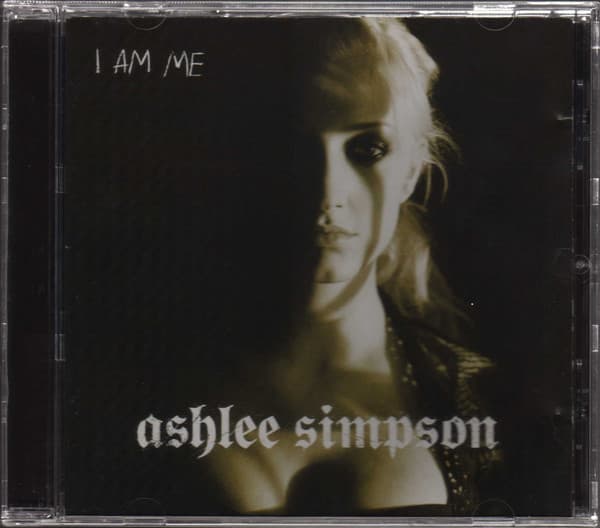 Ashlee Simpson — I Am Me