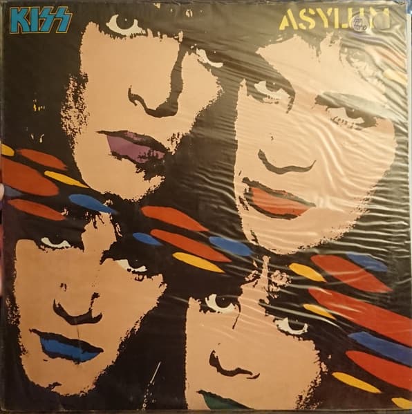 Kiss — Asylum