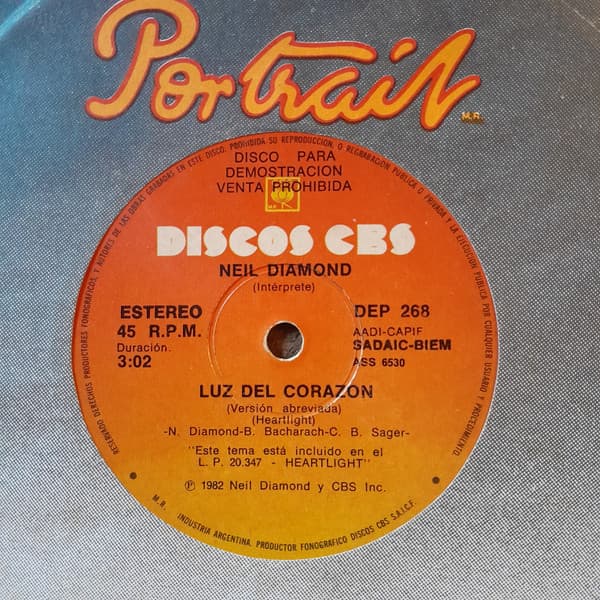 Neil Diamond — Luz Del Corazón = Heartlight