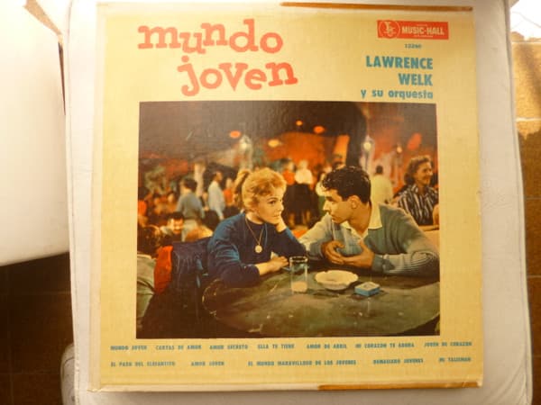 Lawrence Welk Y Su Orquesta — Mundo Joven