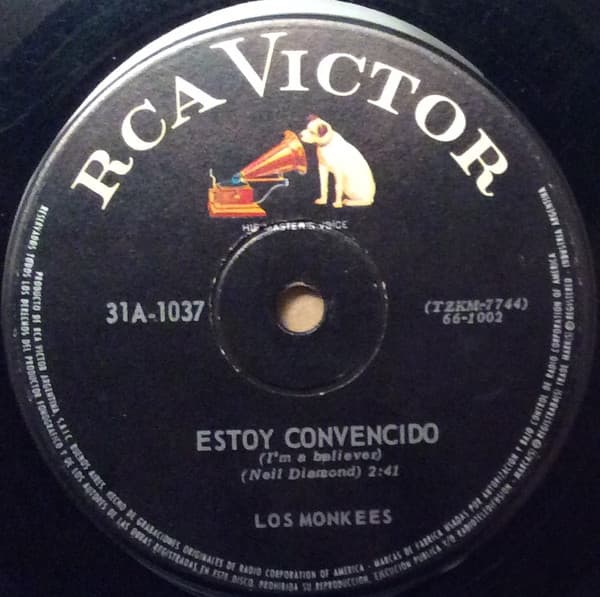 Los Monkees — Estoy Convencido = I'm A Believer / No Soy Tu Pasatiempo = (I'm Not Your) Steppin' Stone