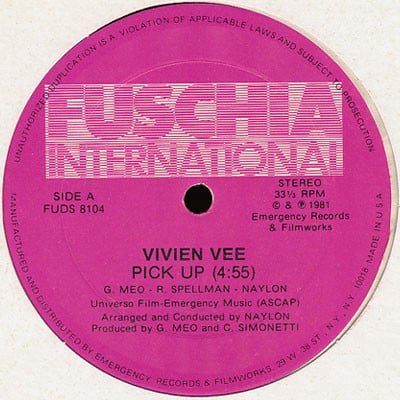 Vivien Vee – Pick Up