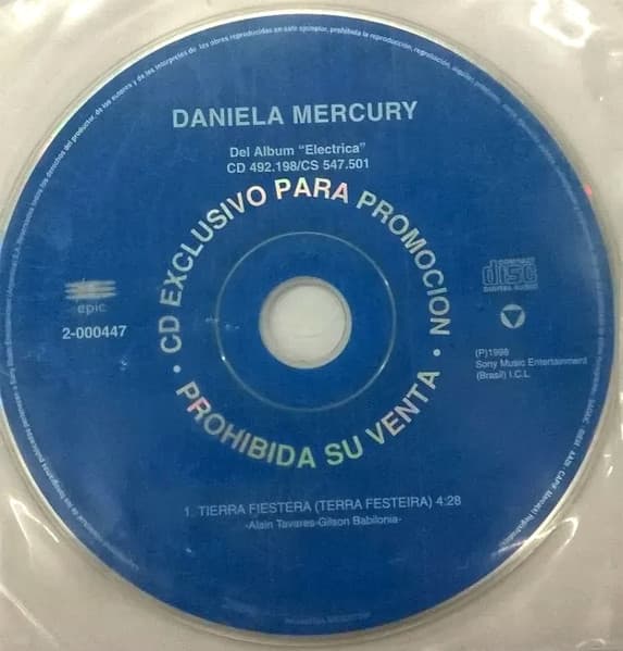 Daniela Mercury — Tierra Fiestera = Terra Festeira