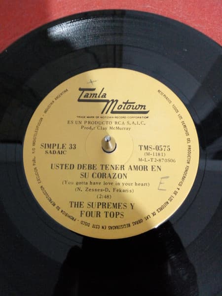 The Supremes & Four Tops — Usted Debe Tener Amor En Su Corazón - Estoy Contento Por Eso