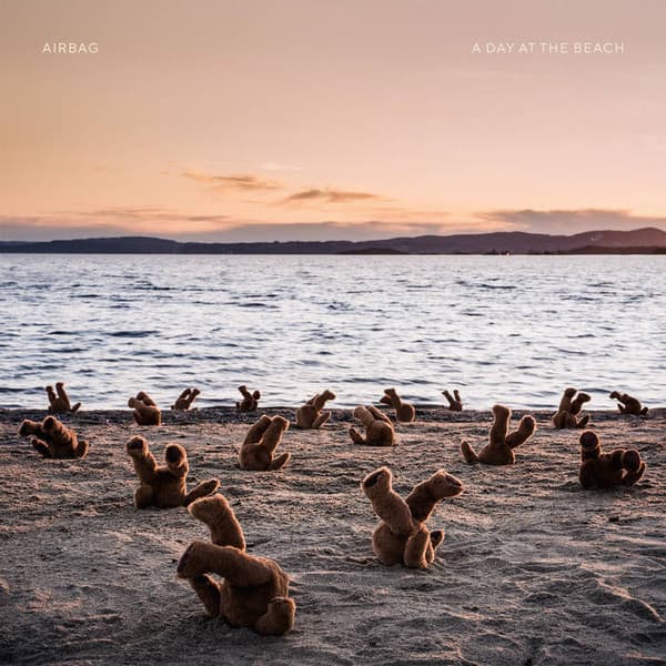 Airbag (5) – A Day At The Beach
