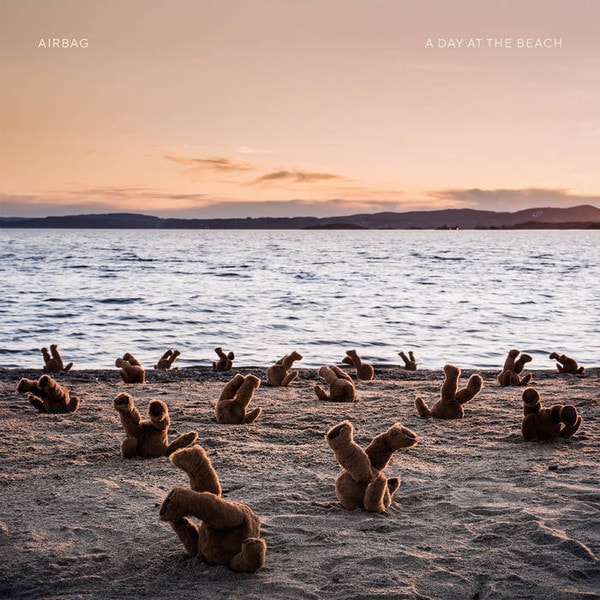 Airbag (5) – A Day At The Beach