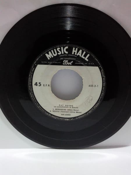 Pat Boone — Bernardine - Técnica - El Lustrabotas De Chattanooga - Cartas De Amor En La Arena
