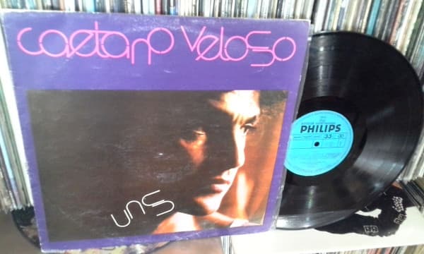 CAETANO VELOSO — Uns