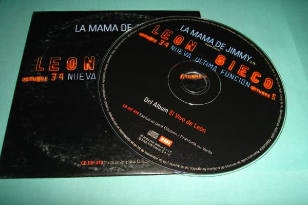 León Gieco — La Mama De Jimmy