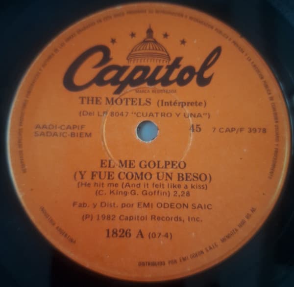 The Motels — El Me Golpeó (Y Fue Como Un Beso) / Cambia Mi Mente