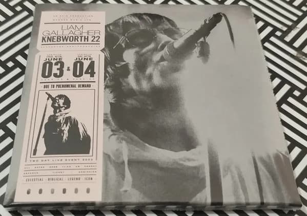 Liam Gallagher — Knebworth 22