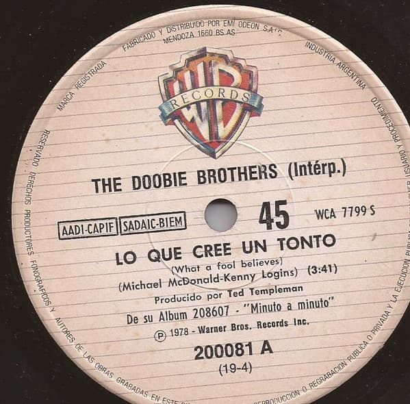 The Doobie Brothers — Lo Que Cree Un Tonto = What A Fool Believes