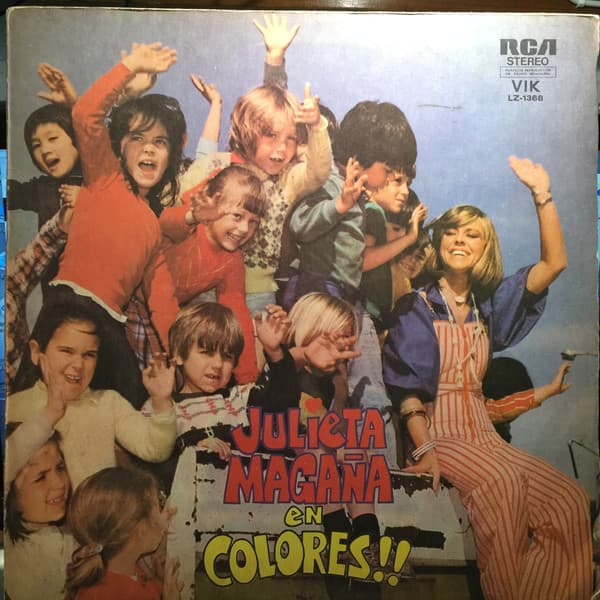 Julieta Magaña — Julieta En Colores